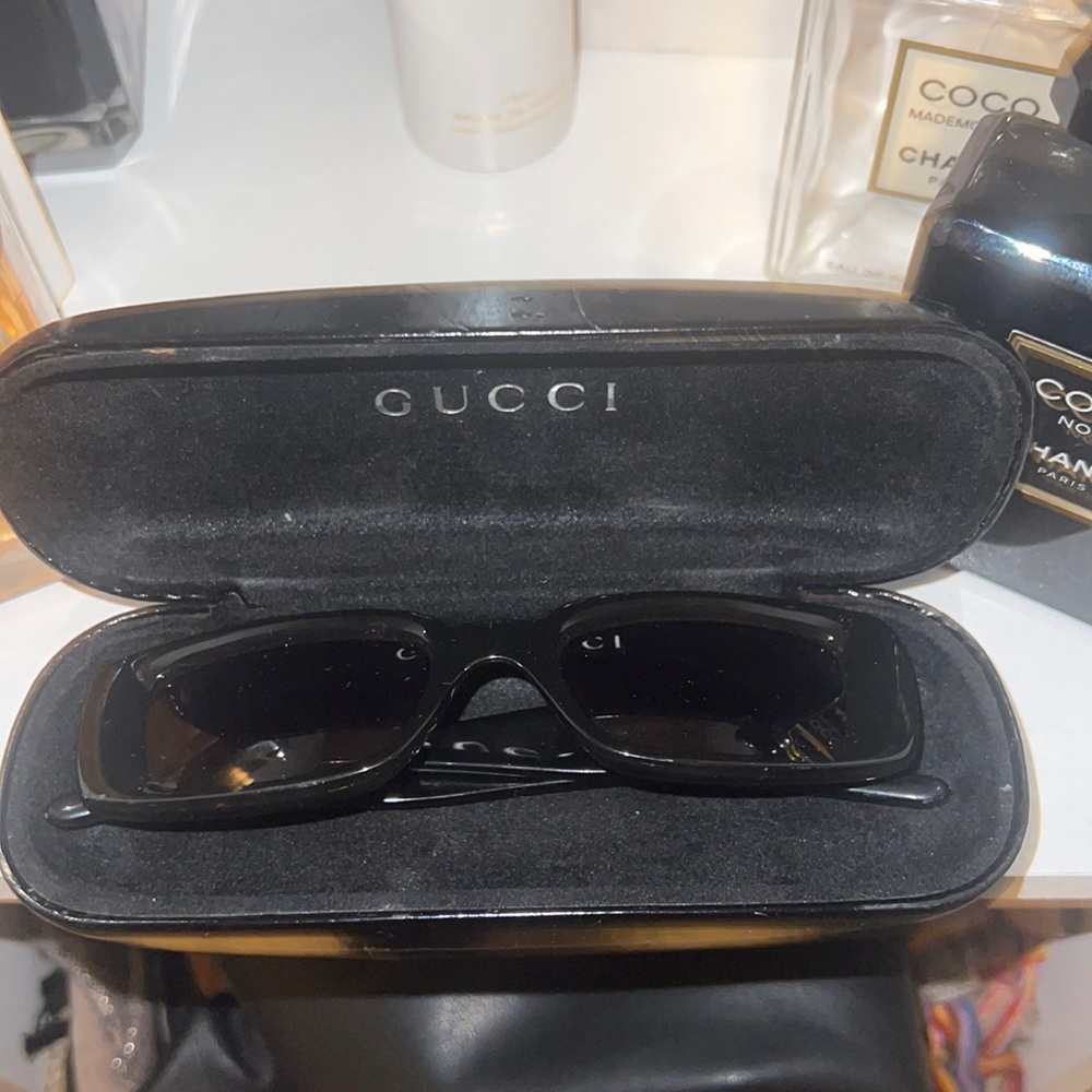 Gucci 90s GG 2409/S Black Sunglasses